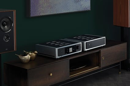 NAD M66 Master Series Preamplifier