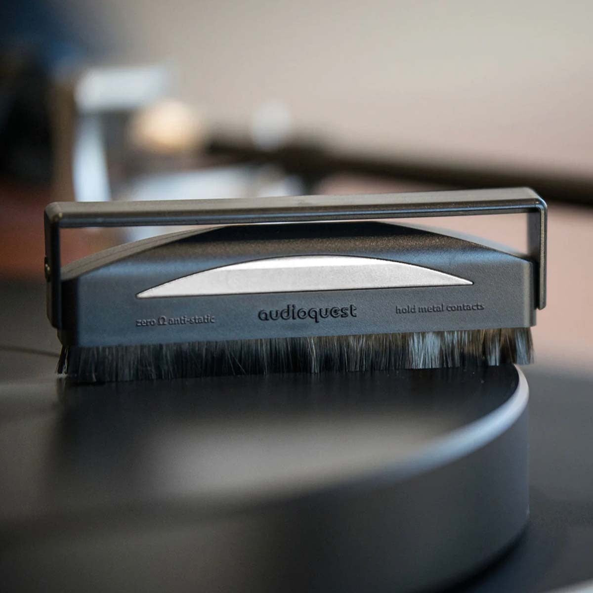 AudioQuest Silver Anti-Static Record Brush