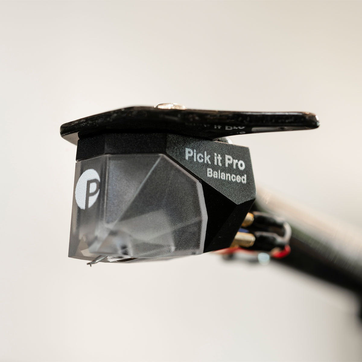 Pro-Ject X1 B Balanced Turntable w/ Pick it PRO B
