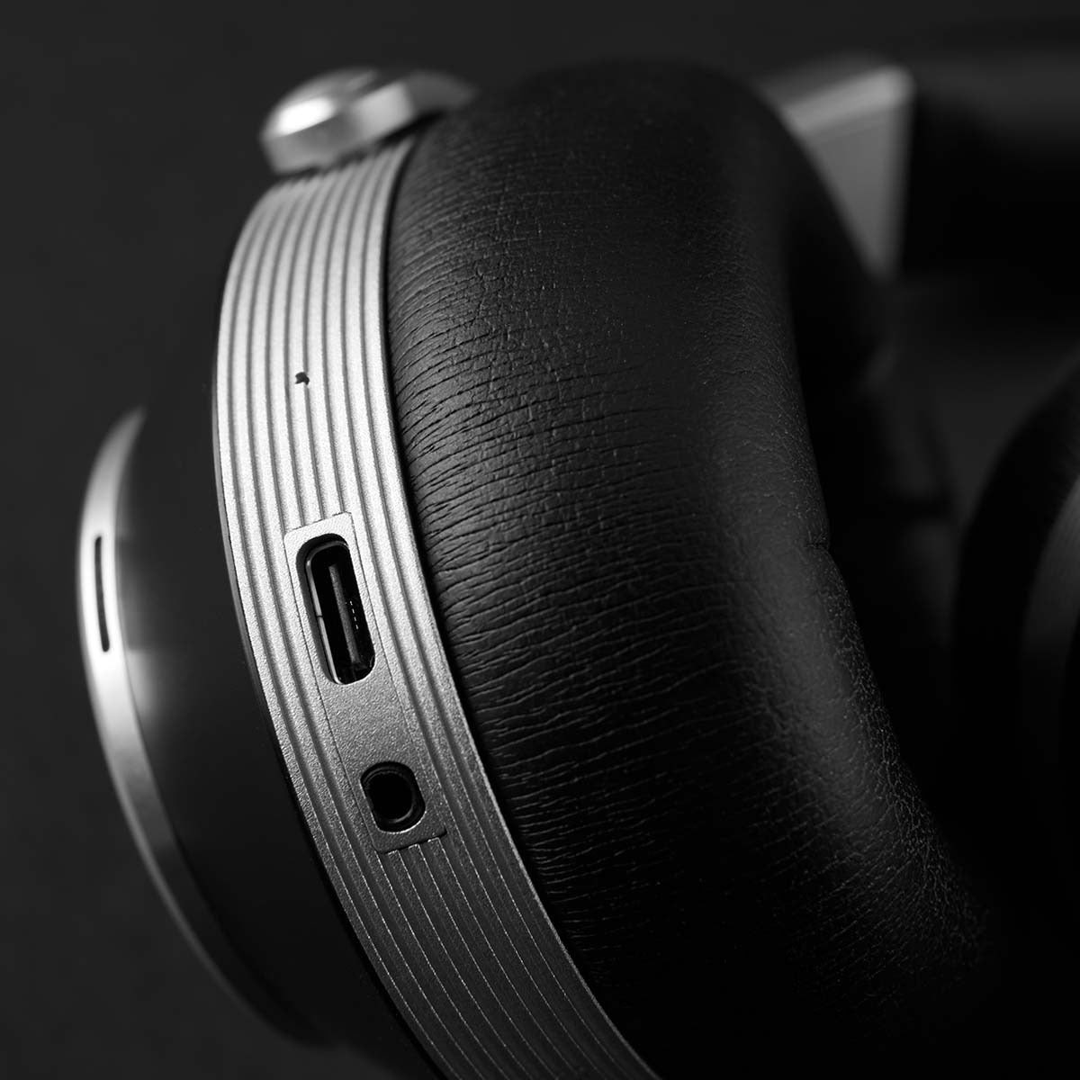 T+A Solitaire T High-Performance Closed-Back Dynamic Headphones