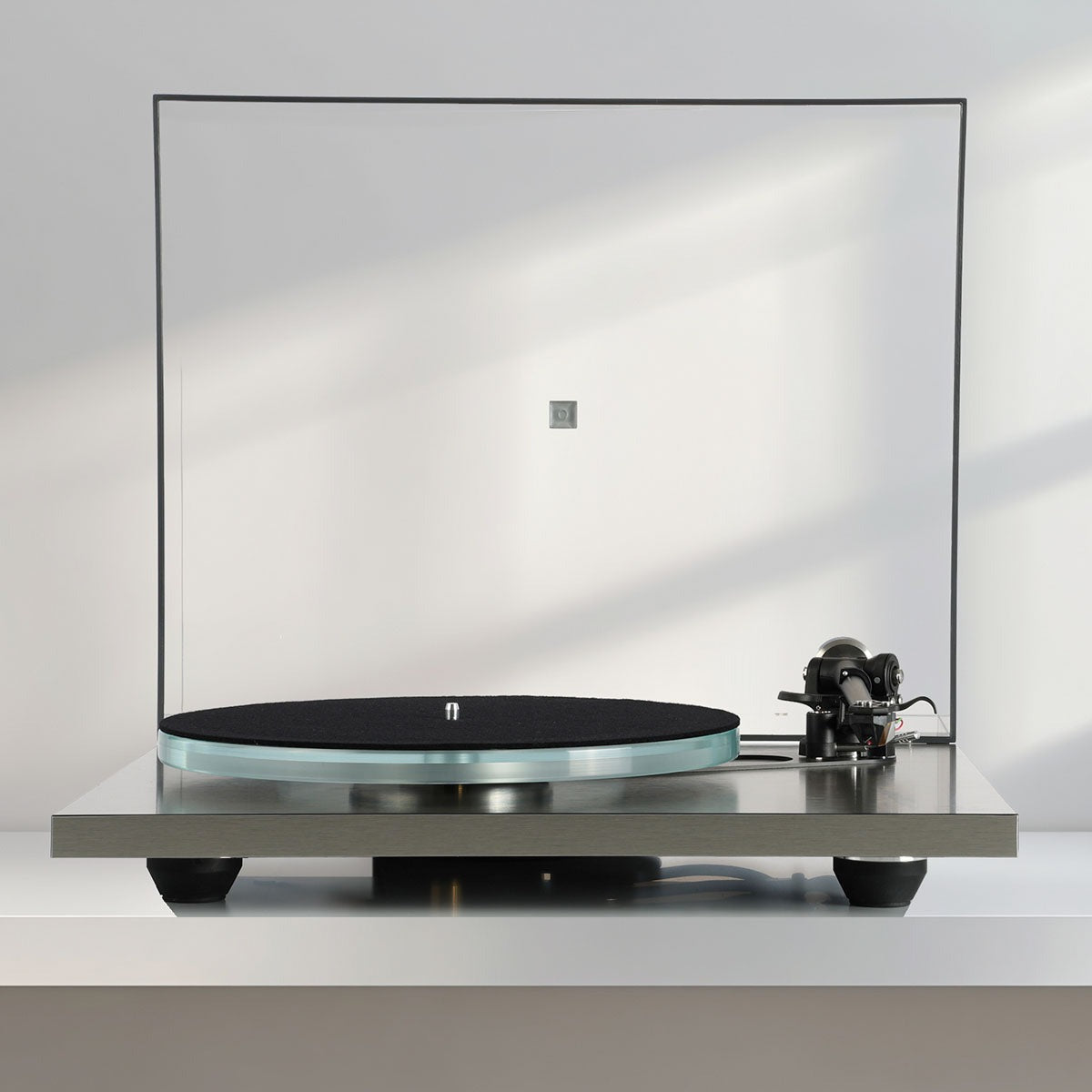 Rega Planar 6 RS Special Edition Turntable - ND9 Cartridge - Brushed Aluminum