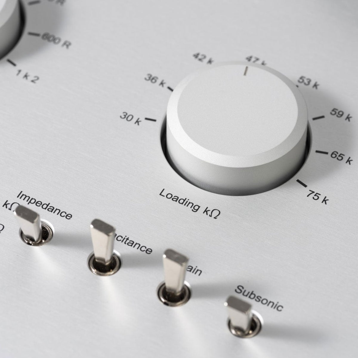 EAT E-Glo Petit Phono Pre-Amplifier