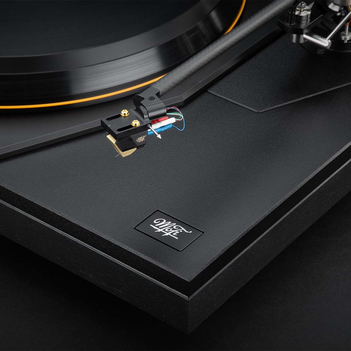 MoFi Electronics MasterDeck Turntable