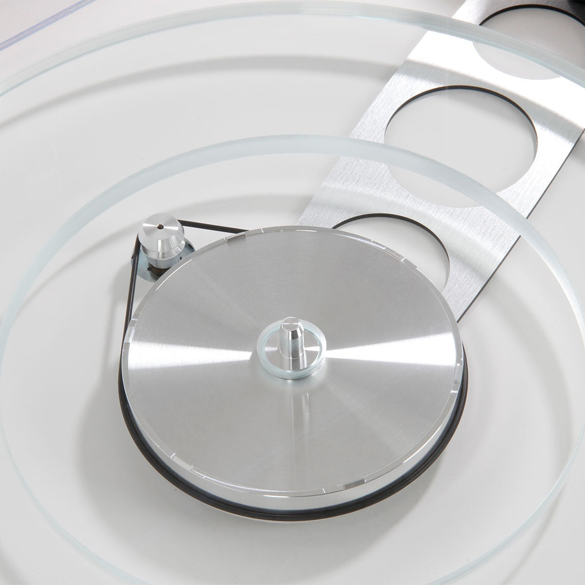 Rega Planar 6 Turntable