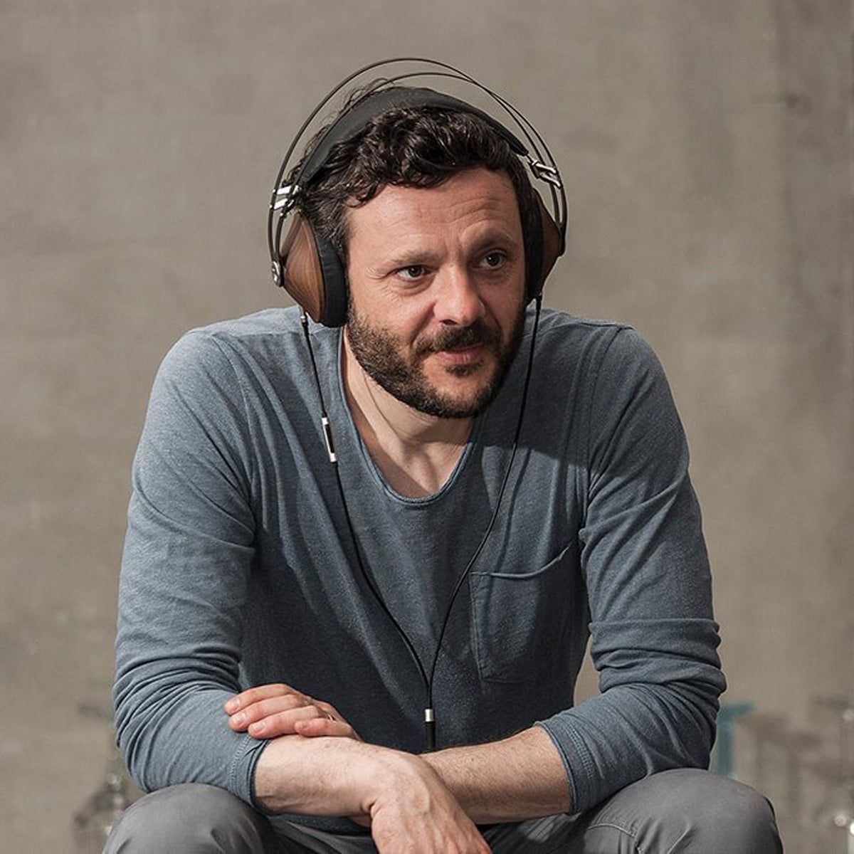 Meze Audio 99 Classics Over-Ear Headphones