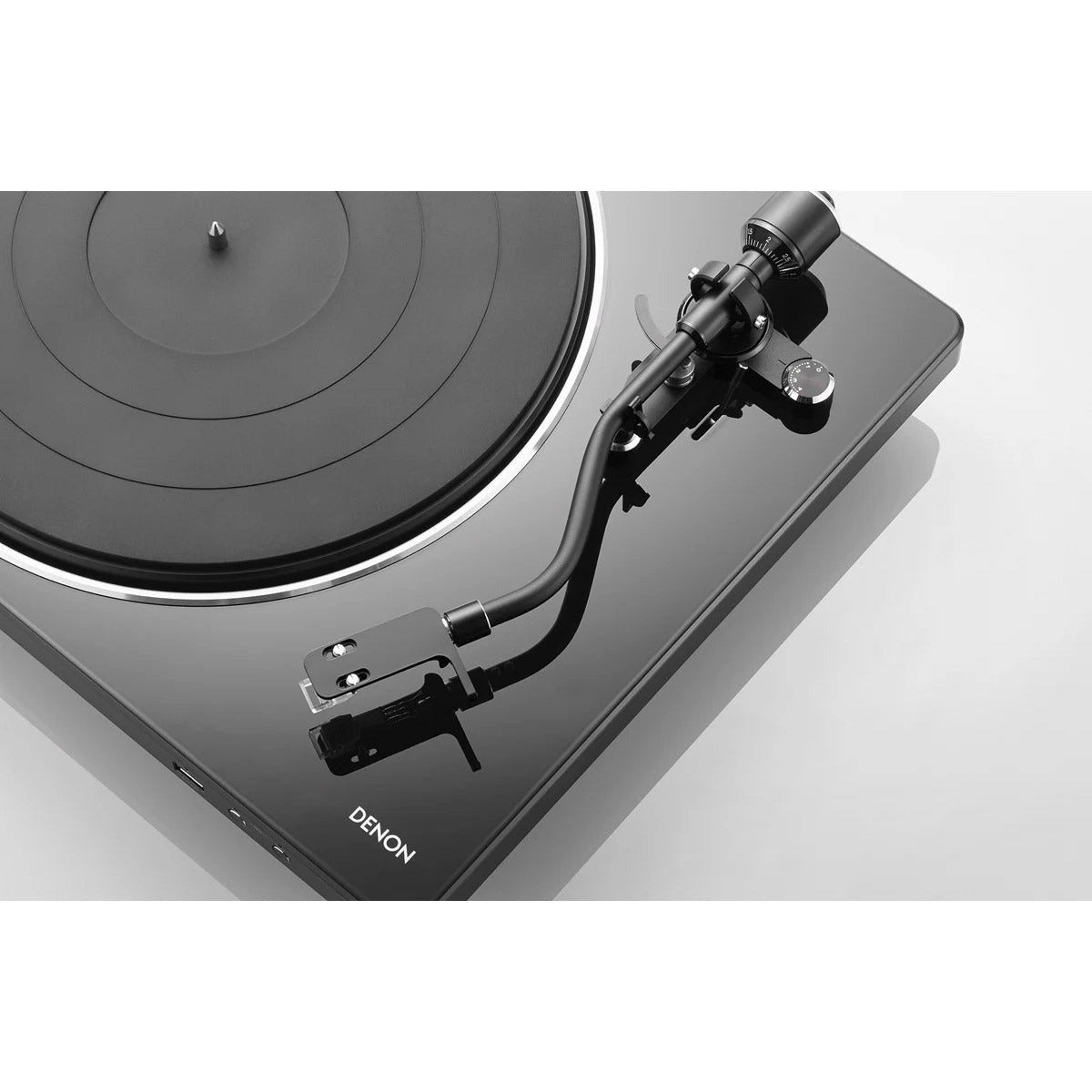 Denon DP-450USB Semi-Automatic Turntable w/ Built-In Preamp