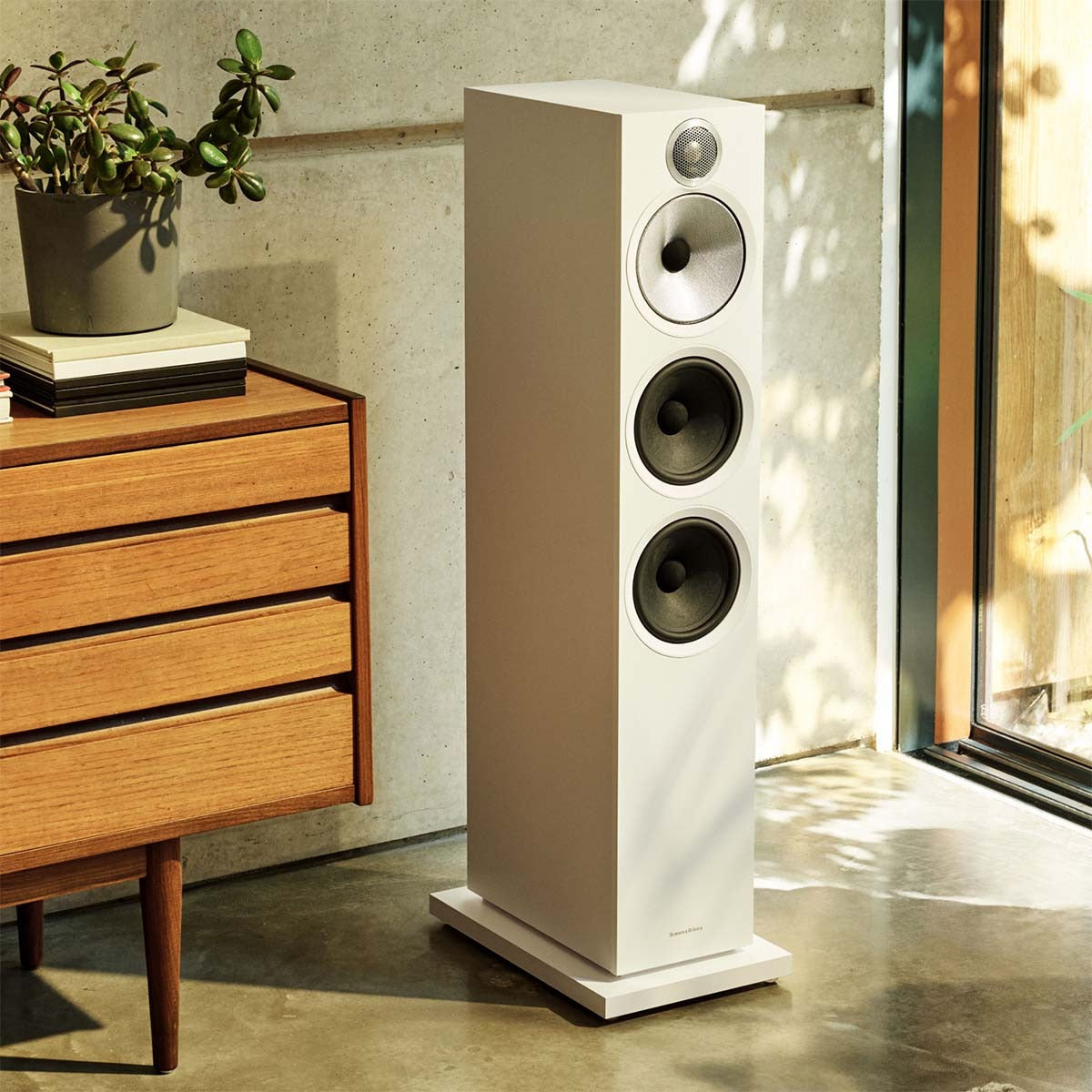 Bowers & Wilkins 603 S3 Floorstanding Speaker