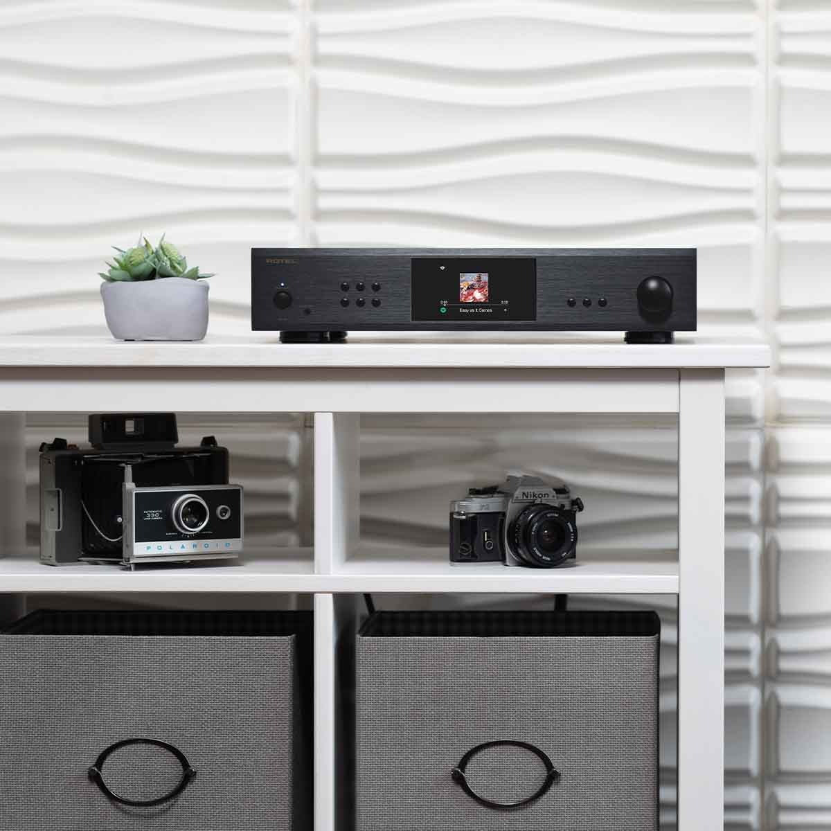Rotel S14 Integrated Network Streamer