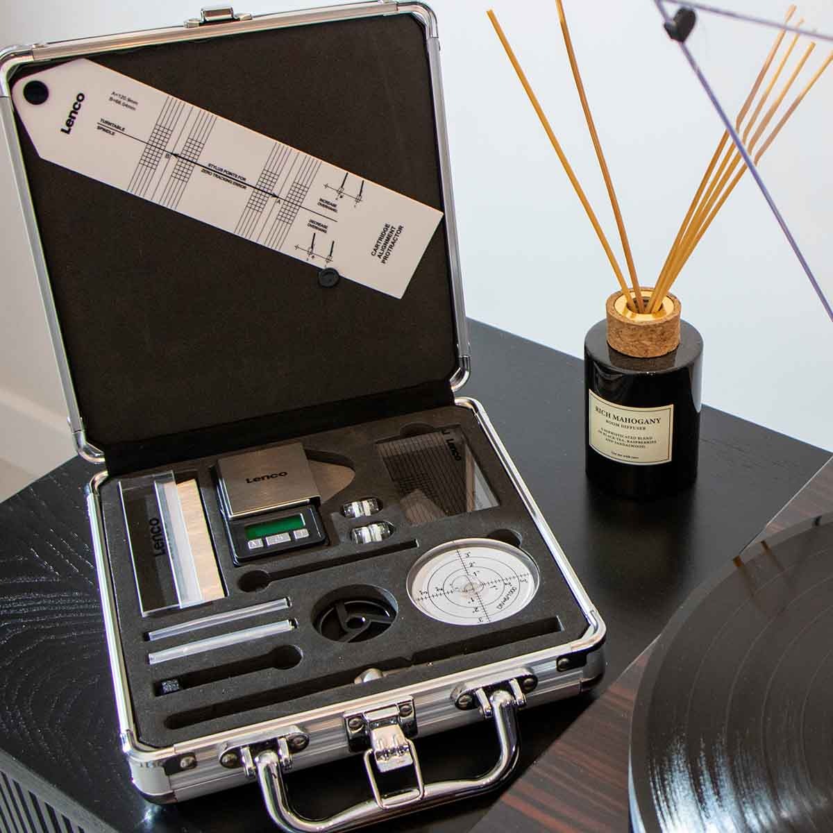 Lenco TTA-12IN1PRO Professional 12-in-1 Turntable Setup and Record Cleaning Kit