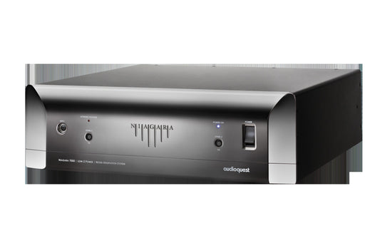 AudioQuest Niagara 7000 12-Outlet Power Conditioner w/ Linear Noise-Dissipation & Non-Sacrificial Surge Protection