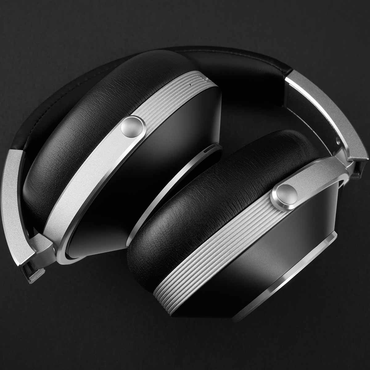 T+A Solitaire T High-Performance Closed-Back Dynamic Headphones