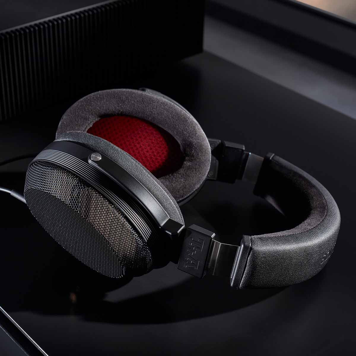 T+A Solitaire P-SE High Performance open-back Planar Magnetostatic Headphones