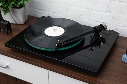 Pro-Ject T2 Hi-Fi Turntable