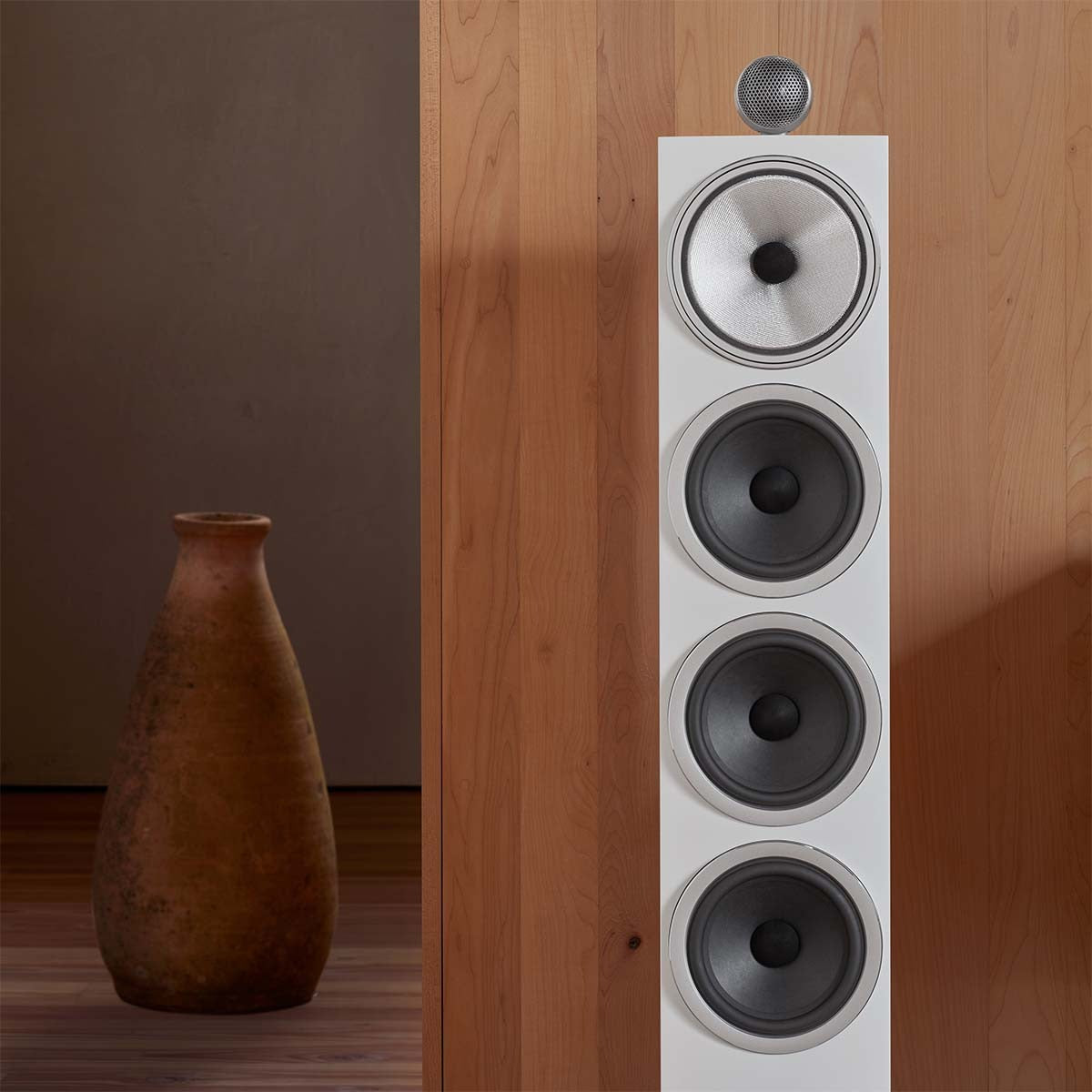 Bowers & Wilkins 702 S3 3-Way Floorstanding Loudspeaker