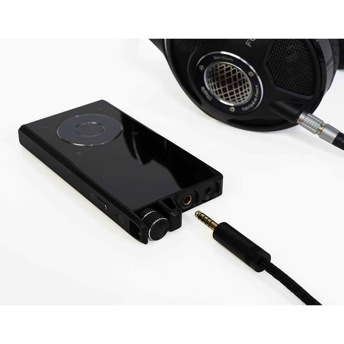 Questyle QPM Portable Music Player