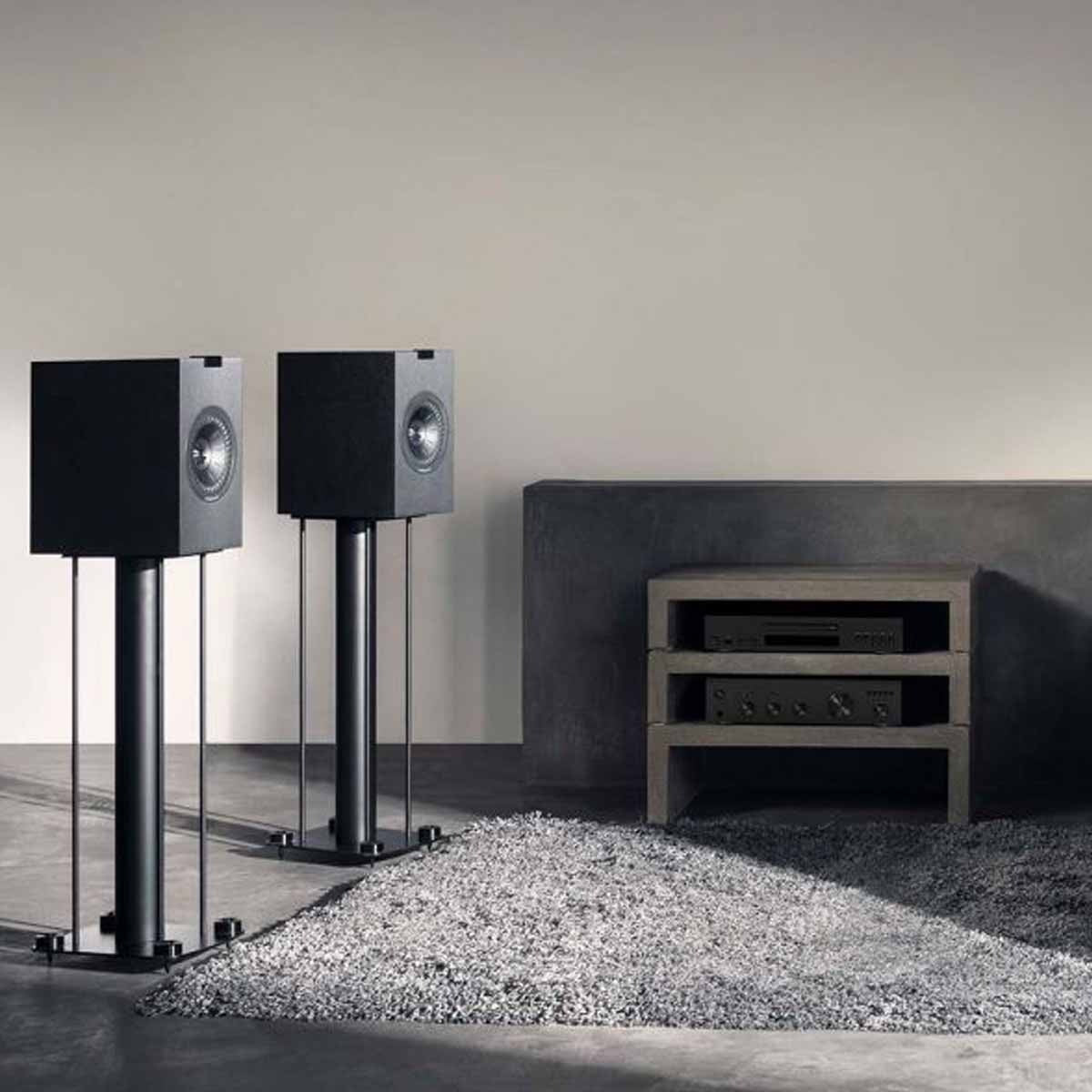 KEF Q150 Bookshelf Speakers (Pair, White)