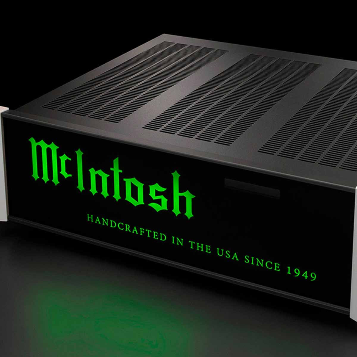 McIntosh LB200 Light Box