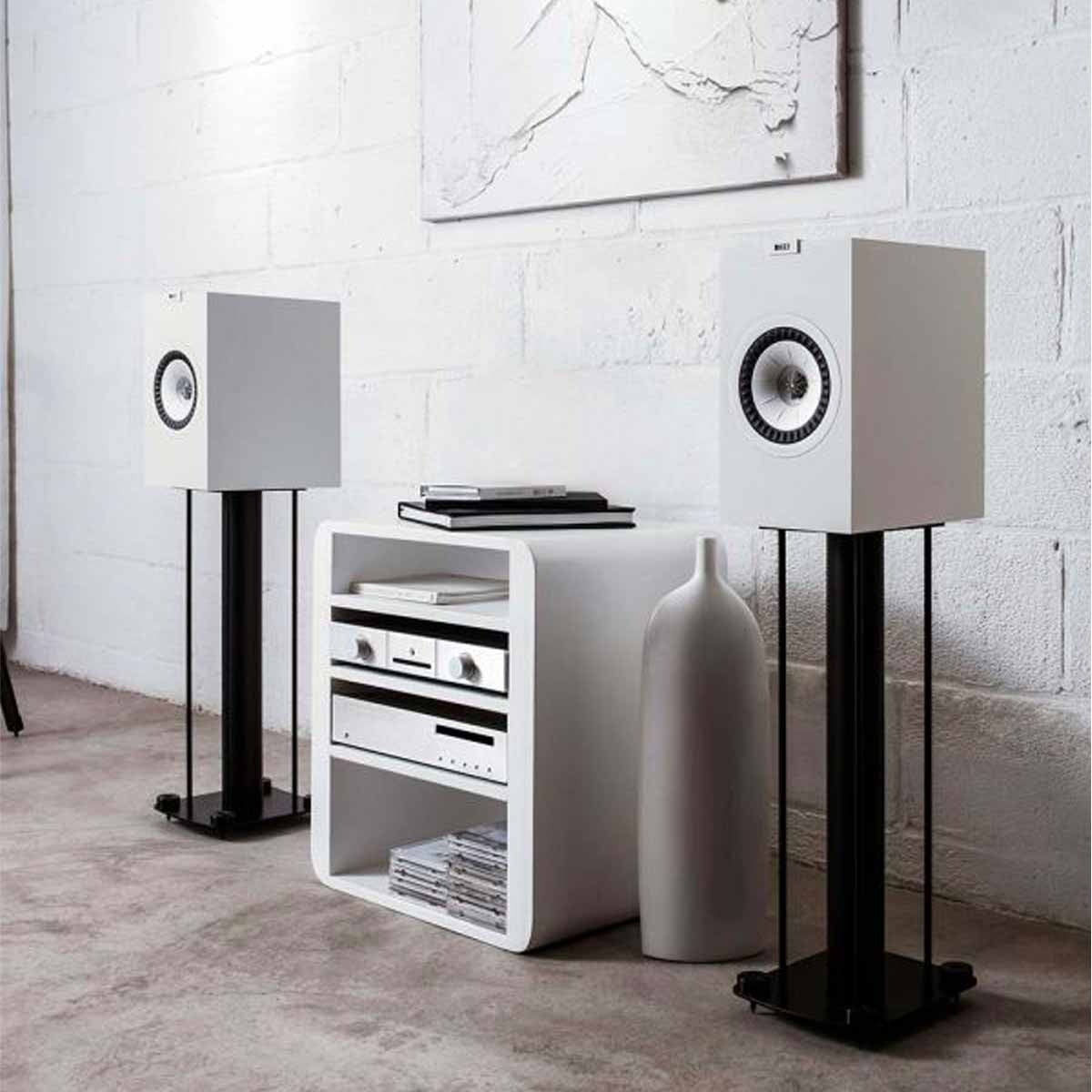 KEF Q350 Bookshelf Speakers - Pair