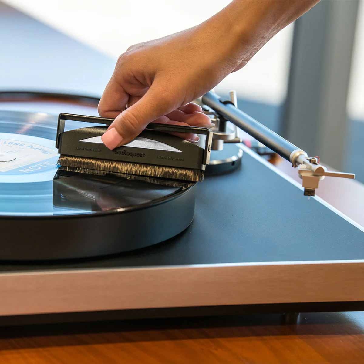 AudioQuest Silver Anti-Static Record Brush