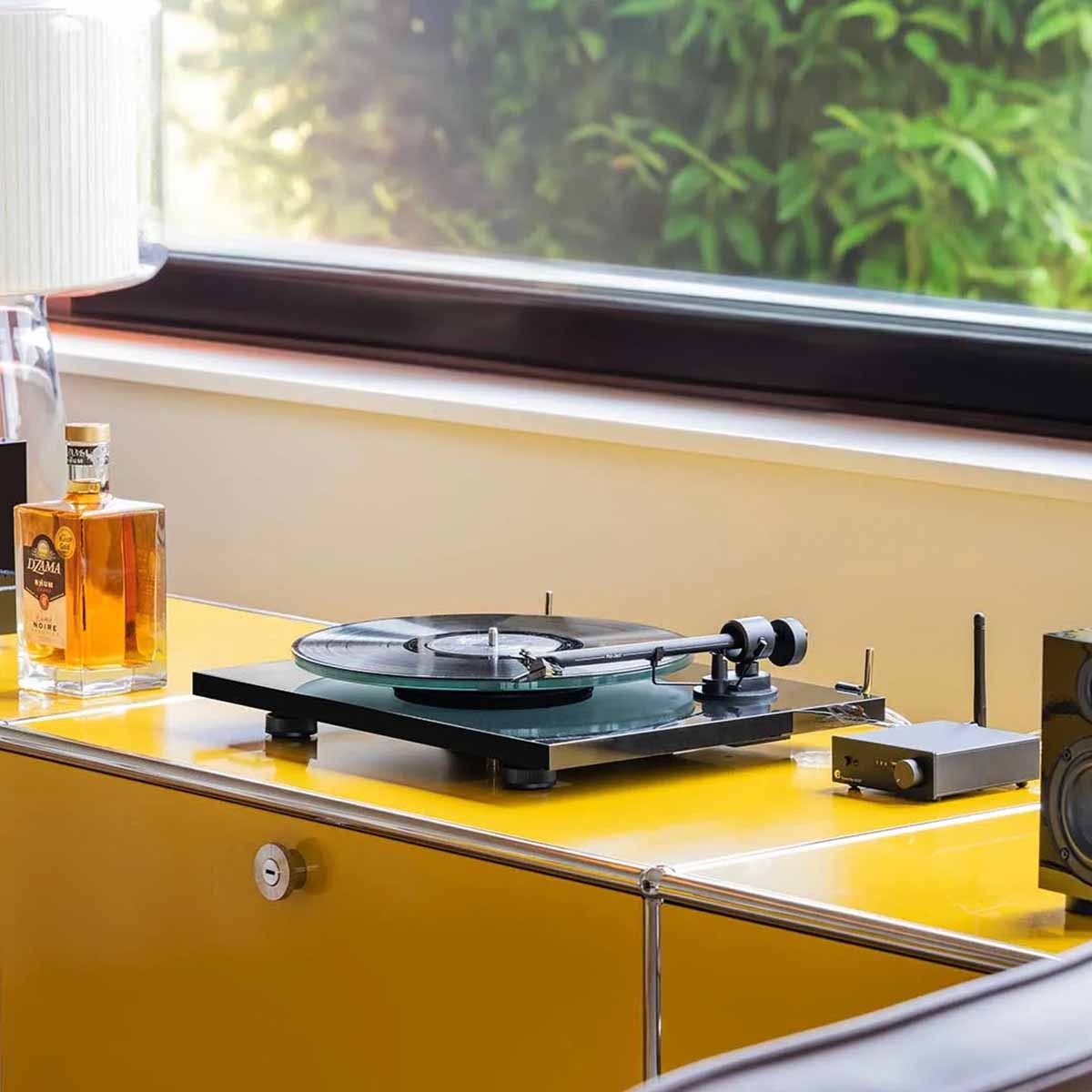 Pro-Ject T1 EVO Phono Turntable